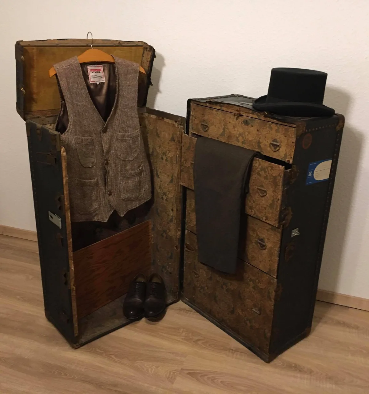 Schrankkoffer, Reisen mit Leidenschaft