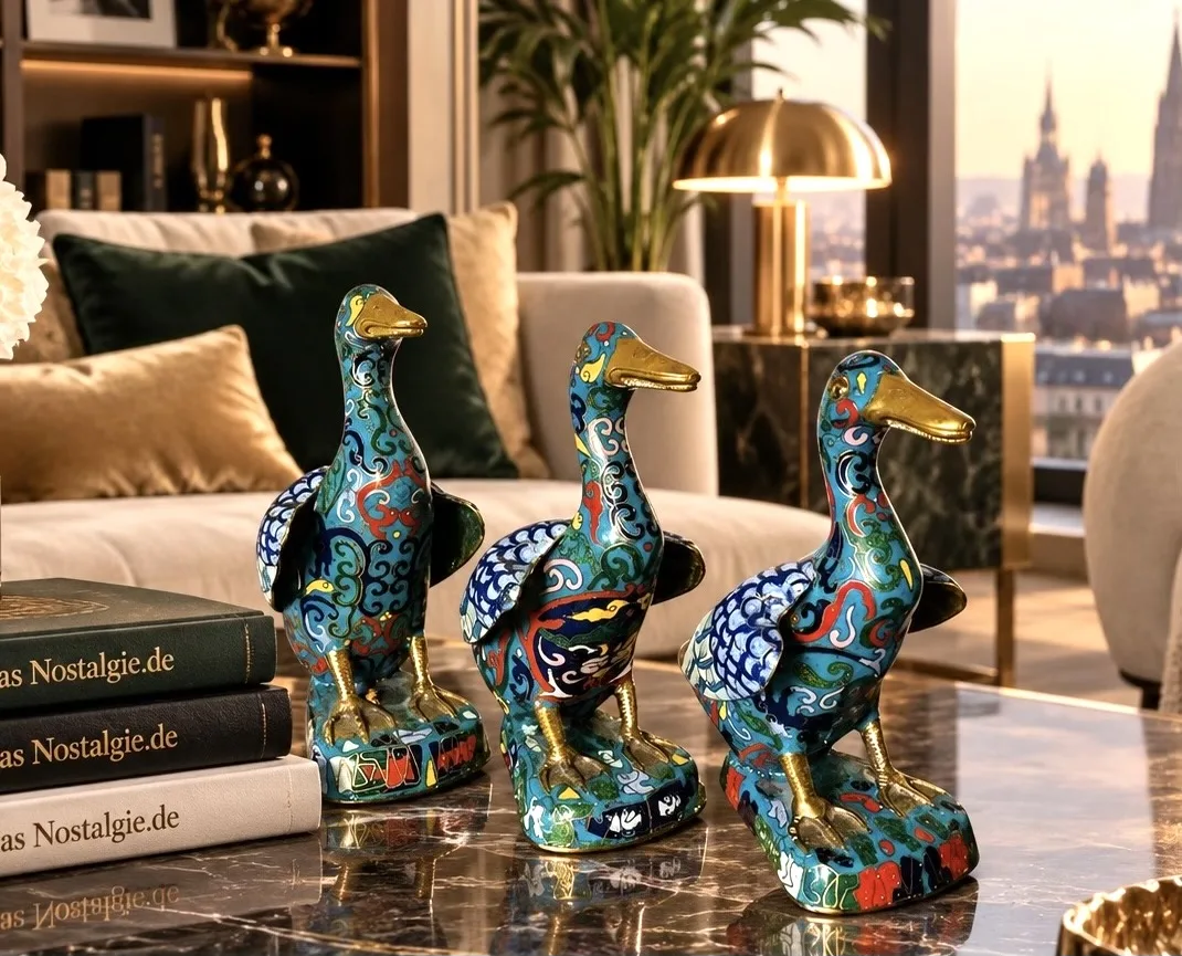 Chinesischer Cloisonne Enten-Set – Drei Antike Enten, 1912-1930er, Münzböden, Handwerkliche Schönheit