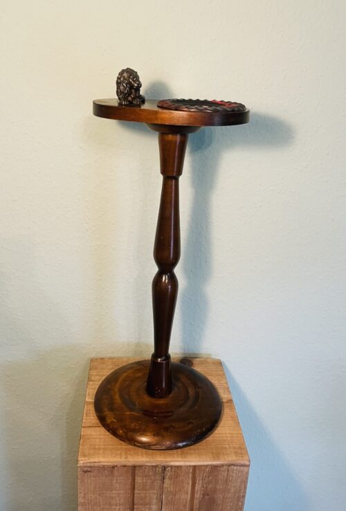 Rauchertisch, antik, 1930er, Löwen Figur, Patina, Herrenzimmer, Bar, Lounge, Liebhaberstück