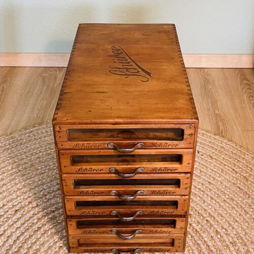 Nähgarnschrank, antik, Schürer, Perlgarn, Stickecht, Rarität, Aufbewahrung, Industrie Design