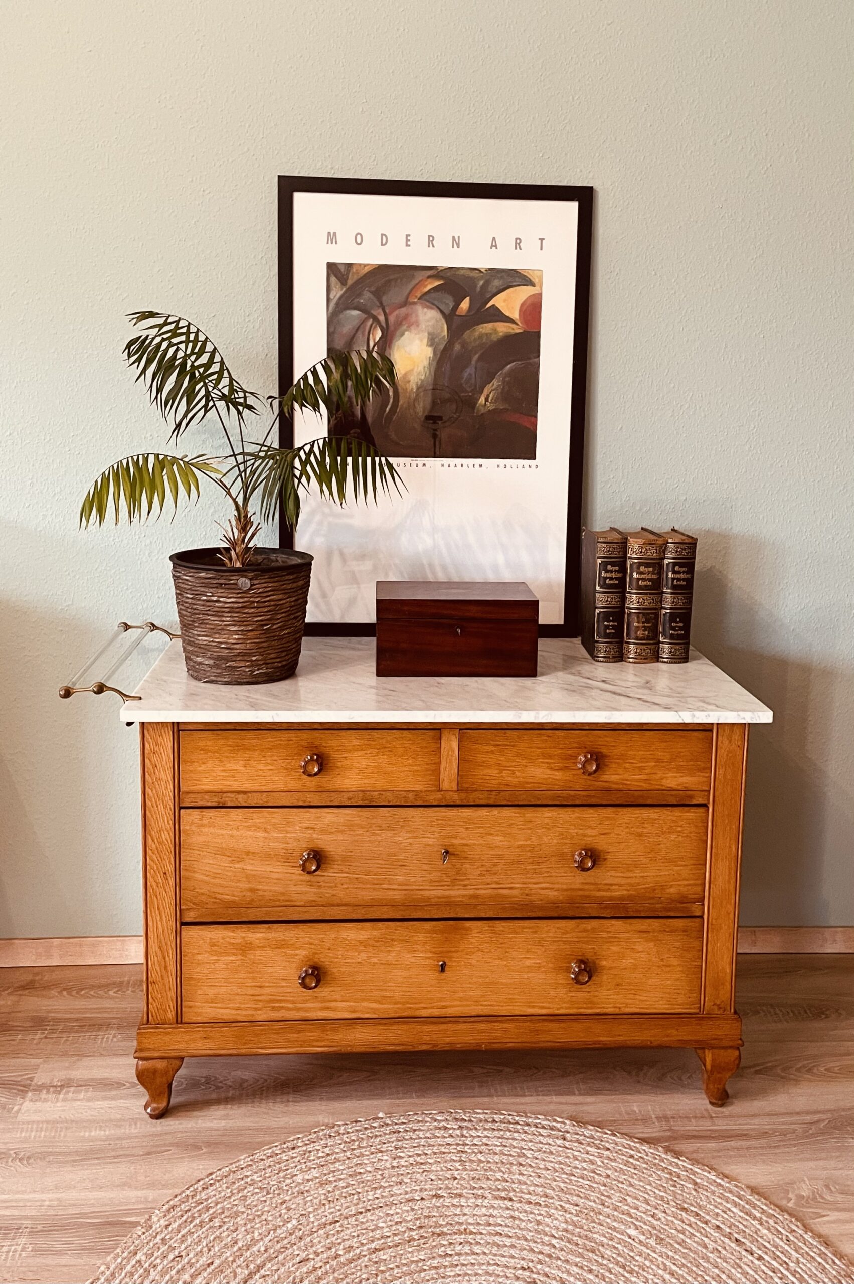 Kommode, antik, 1890er, Gründerzeit, helle Eiche, Marmorplatte, Landhaus, Hingucker