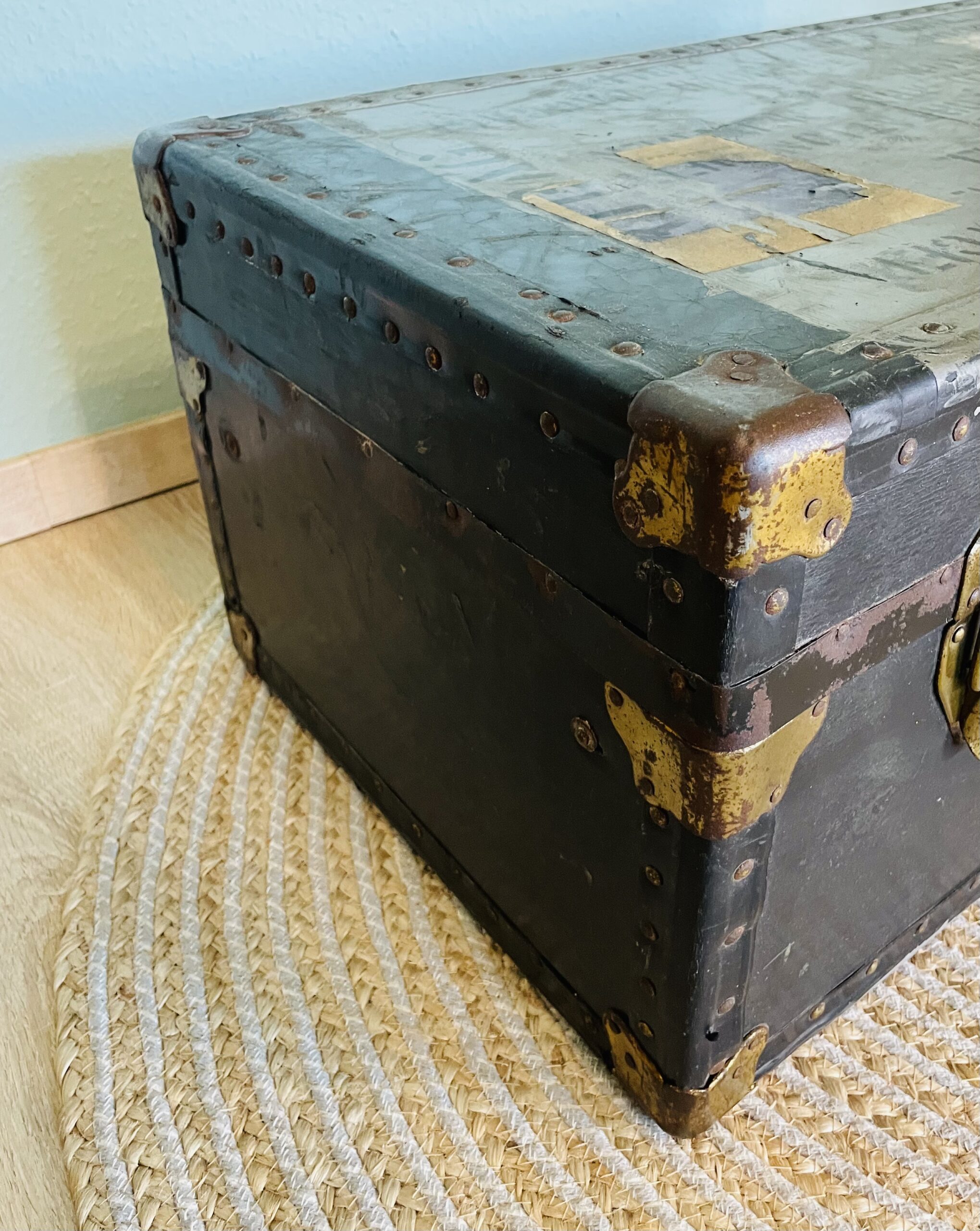 Überseekoffer – US Koffer antik, Vintage aus den 1940er Jahren: Ein Stück Geschichte zum Anfassen 🧳✨