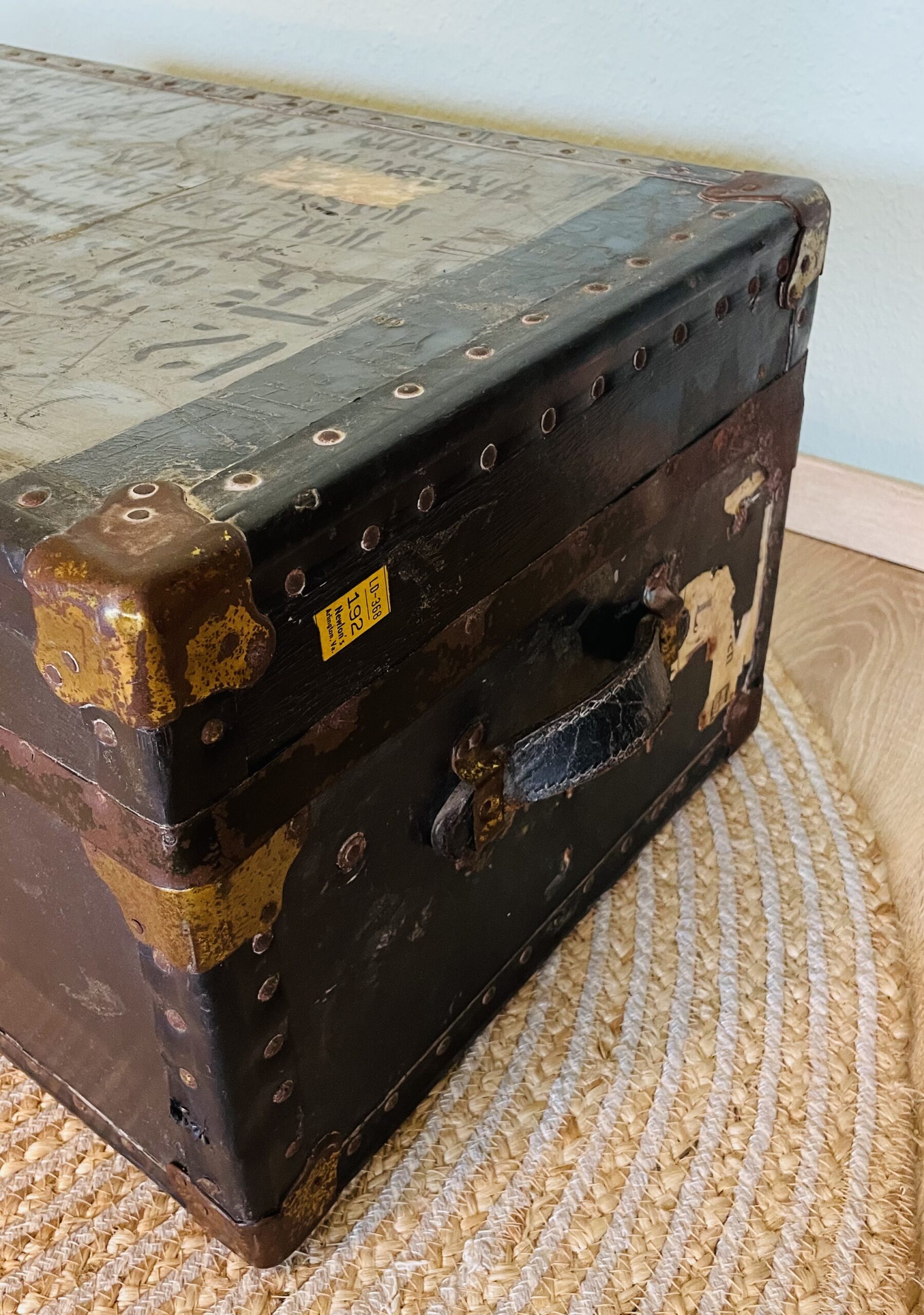 Überseekoffer – US Koffer antik, Vintage aus den 1940er Jahren: Ein Stück Geschichte zum Anfassen 🧳✨