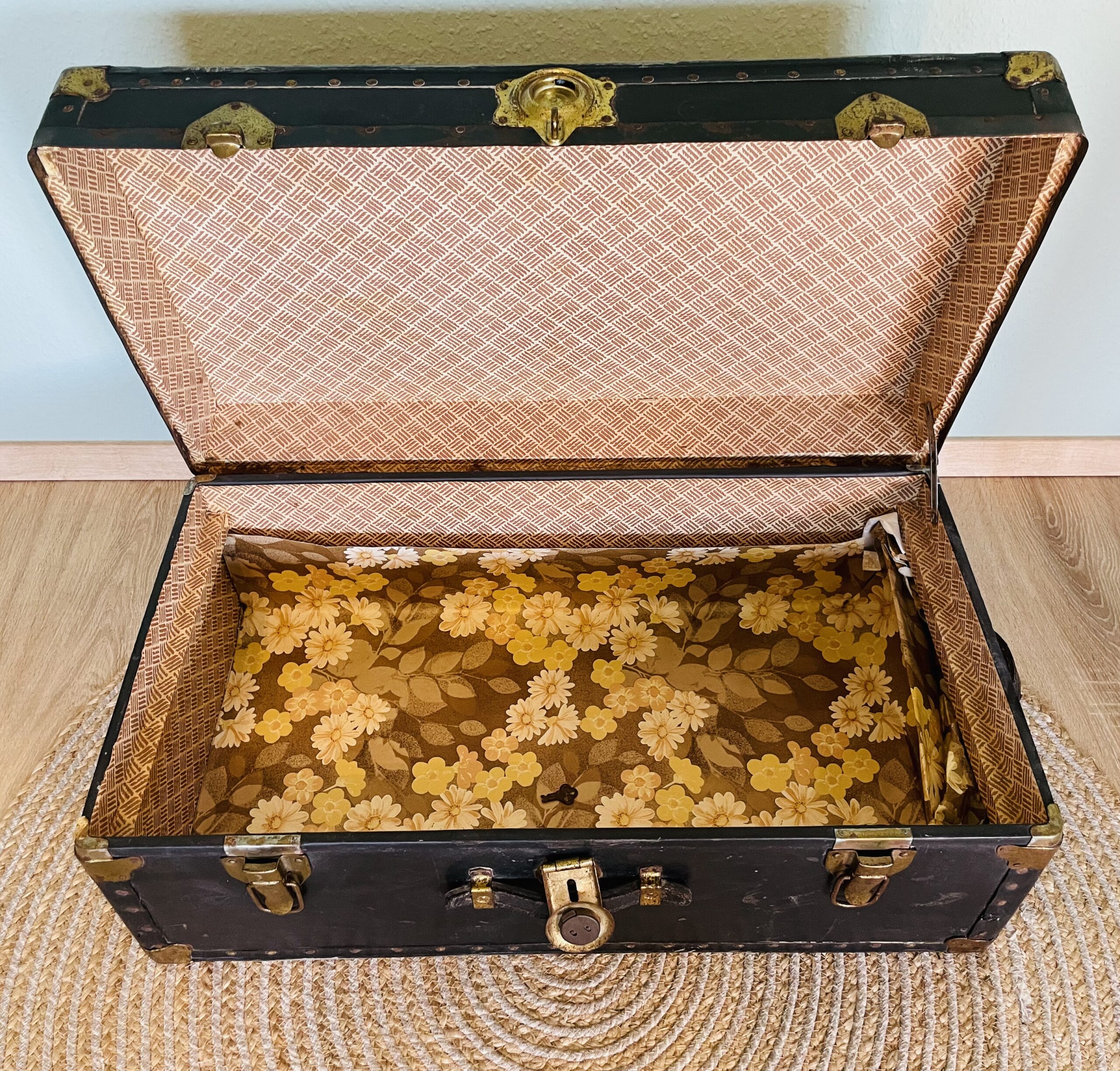 Überseekoffer – US Koffer antik, Vintage aus den 1940er Jahren: Ein Stück Geschichte zum Anfassen 🧳✨