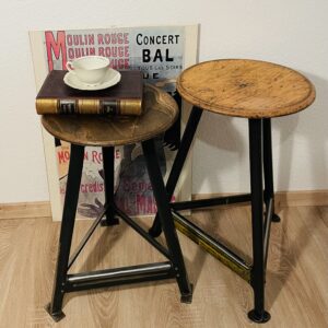 Vintage-Werkstatthocker 2 St. im Industrie-Charme – Stahl & Holz mit echter Patina, 50er/60er Jahre