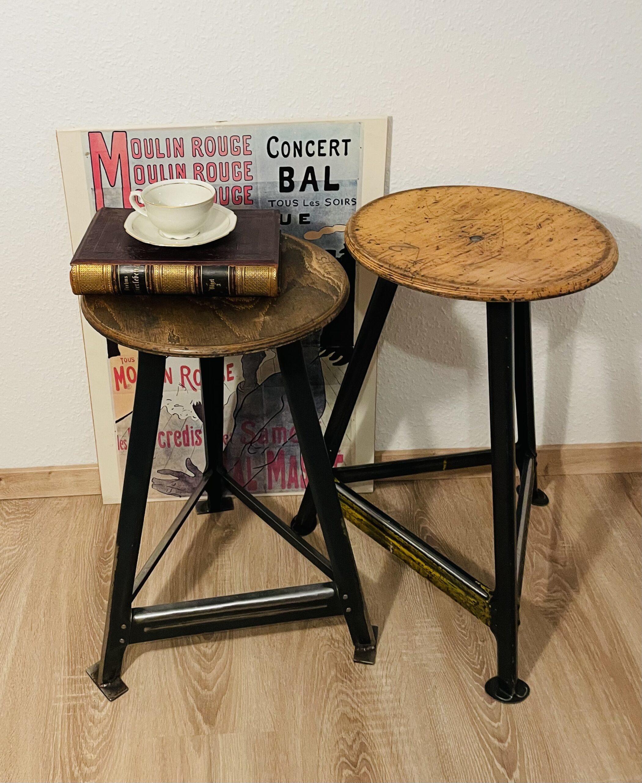Vintage-Werkstatthocker 2 St. im Industrie-Charme – Stahl & Holz mit echter Patina, 50er/60er Jahre