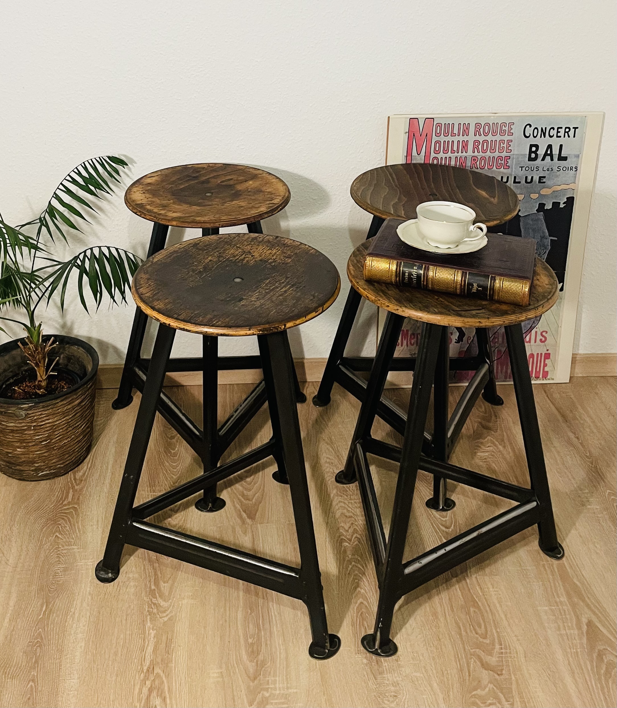 Hocker, Werkstatthocker Set, Industrie Design, Vintage 50/60er Jahre, Stahlgestell, Patina
