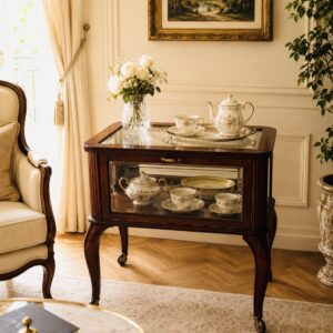 Antiker Tee-Servierwagen Art Deco (1920er) aus Nussbaum – Vitrine, elegante Augenweide