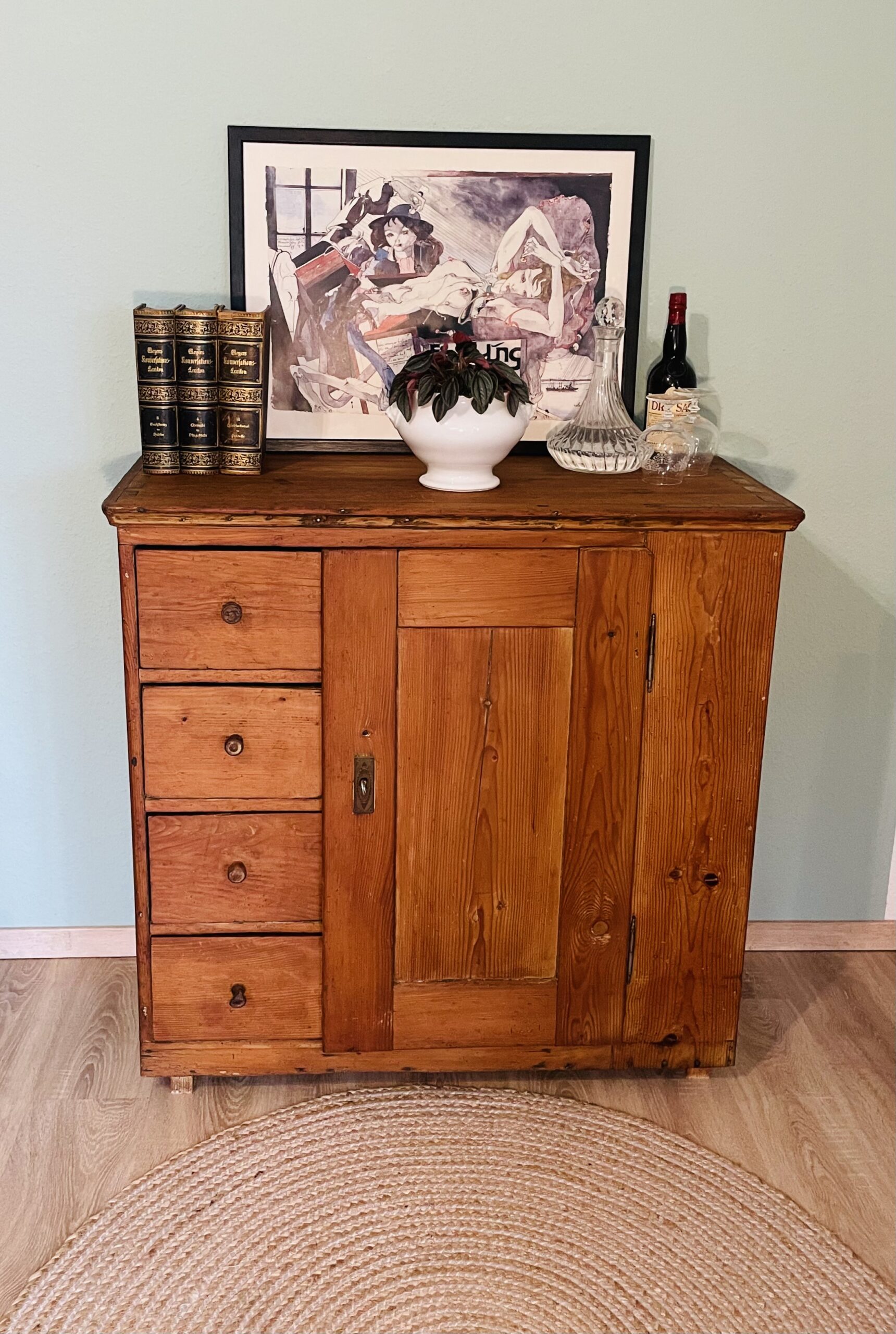 Antike Kommode/Brotschrank – Biedermeier 1840er aus Weichholz, Honigton, 4 Schubladen, Landhaus