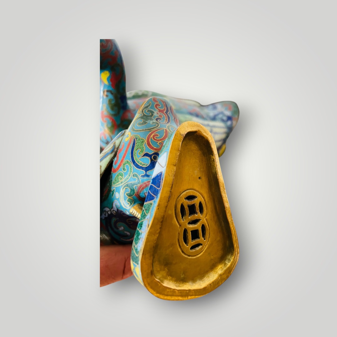 Historisches Cloisonné-Ente-Set, frühe Republikzeit, zwei kleine + zwei große Enten mit Münzböden, antik