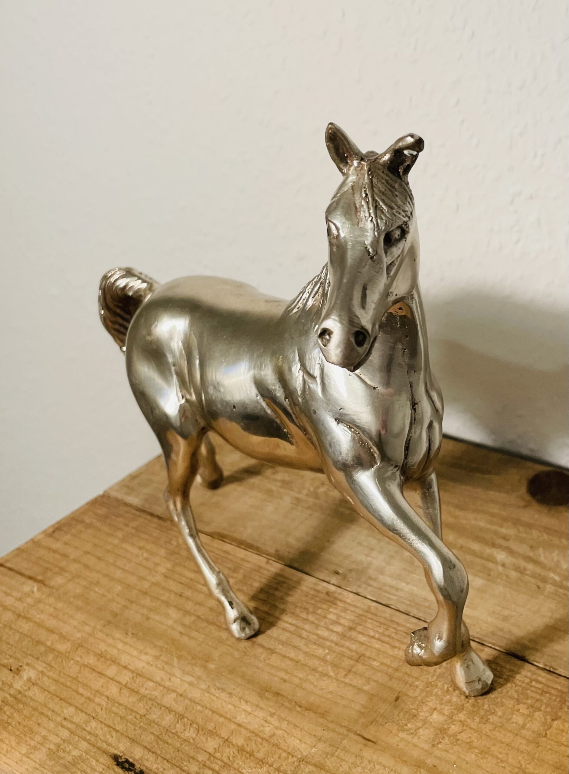 Pferdestatue Vintage Mid Century – Versilbertes Messing, 1950/60er, hochwertig, Blickfang jeder Raum, 1,15kg