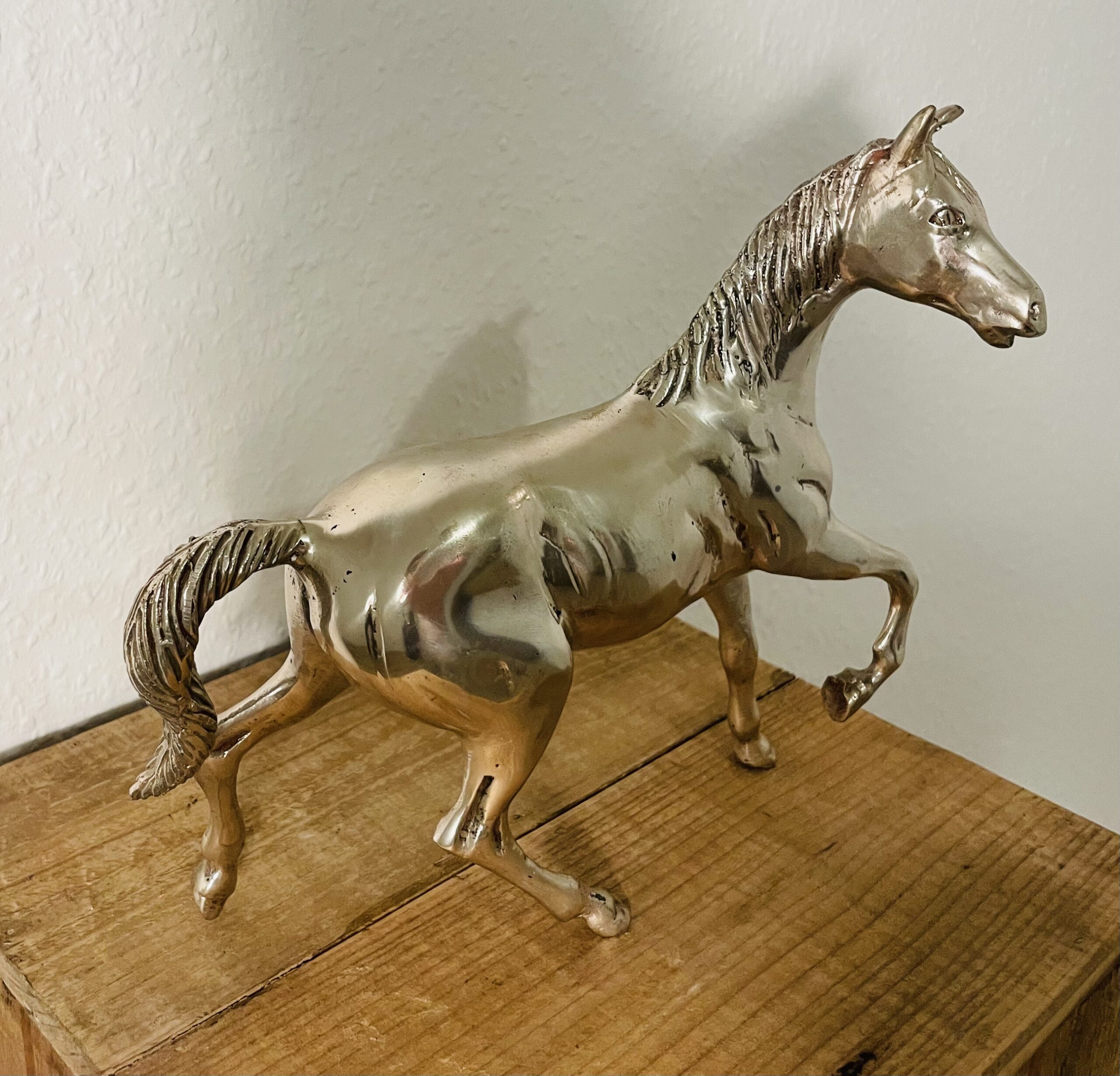 Pferdestatue Vintage Mid Century – Versilbertes Messing, 1950/60er, hochwertig, Blickfang jeder Raum, 1,15kg