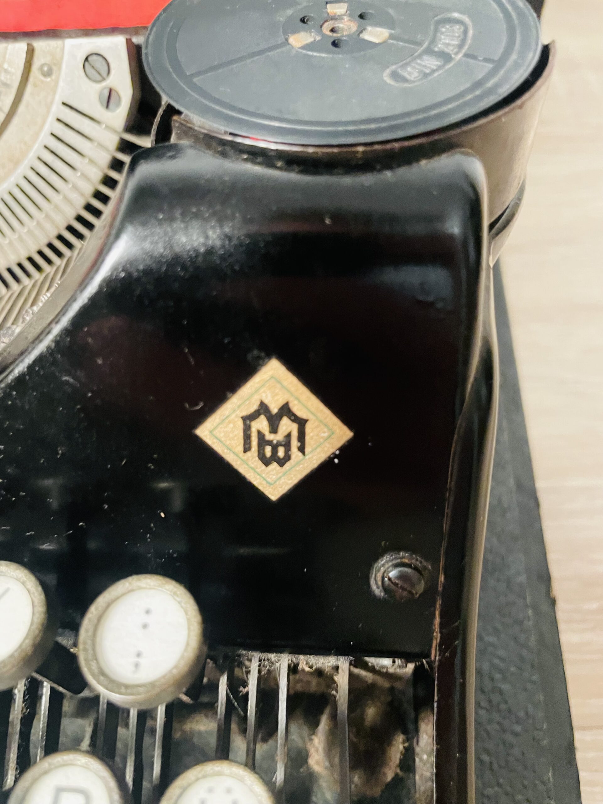 Antike Mercedes-Schreibmaschine (1930/40er) mit Originalkoffer – funktionsfähig, Sammlerstück, perfekte Retro-Deko